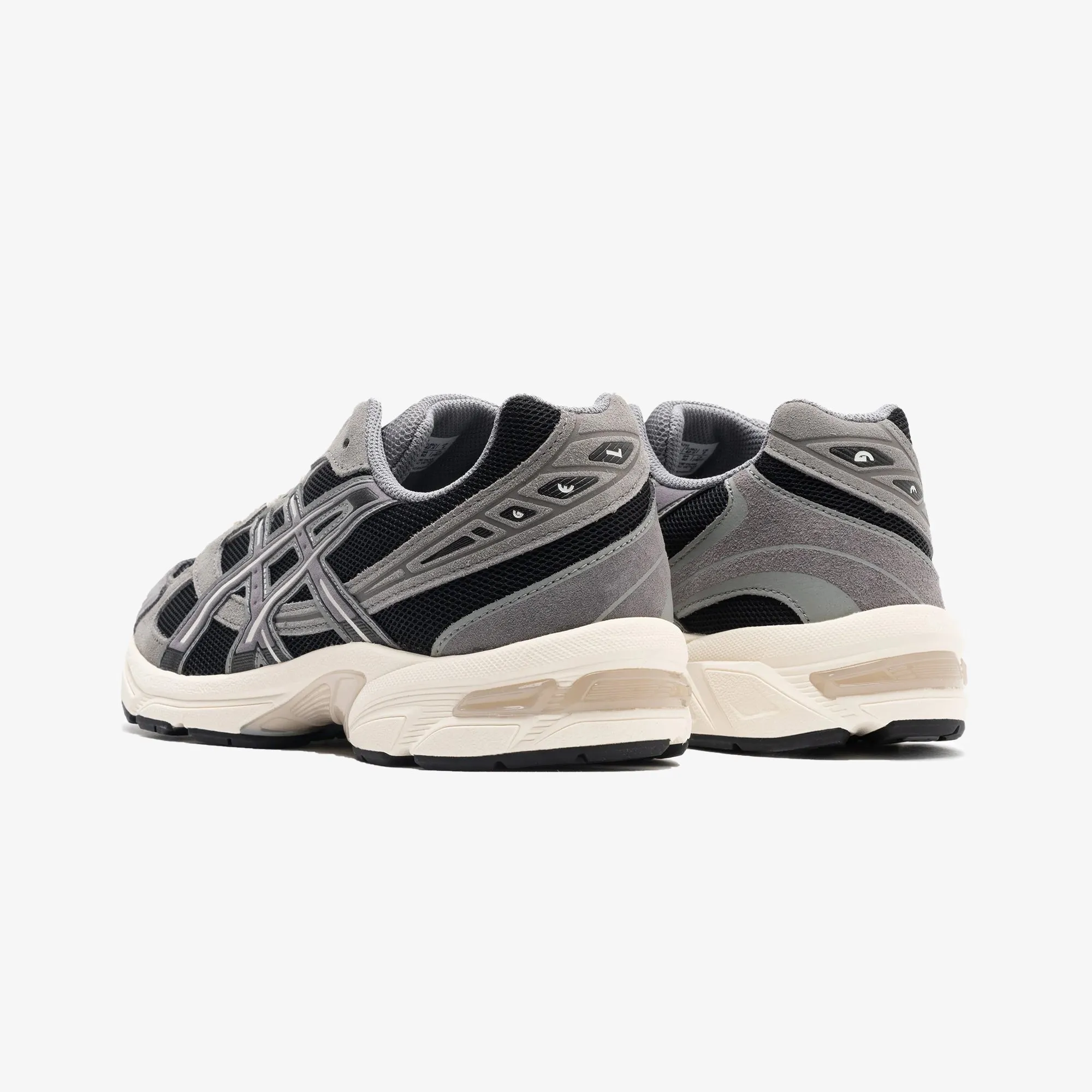 Asics | GEL-1130  { BLACK/CARBON