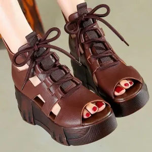GT228 Women's Casual Shoes: Flat Sandals and Brown Boots