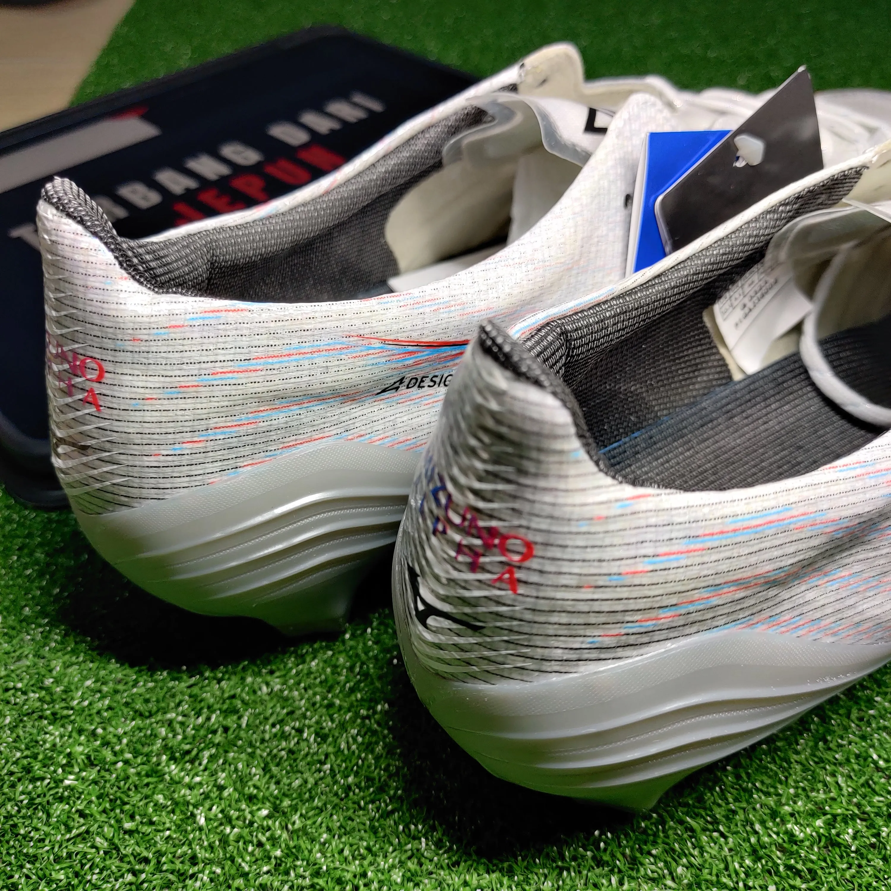 Mizuno Alpha Japan(White)