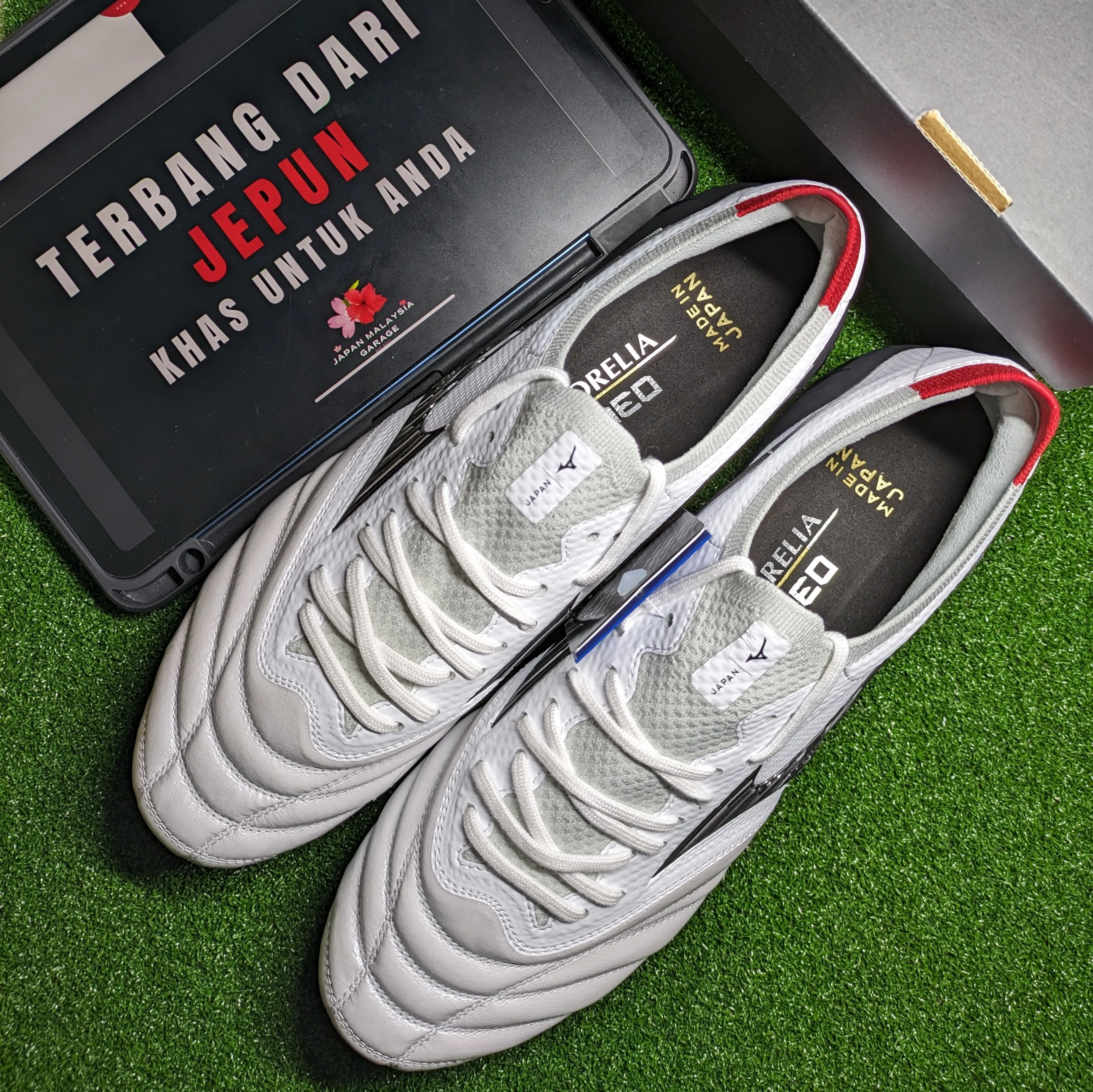 Mizuno Morelia Neo 4 Beta Japan(White/Black)
