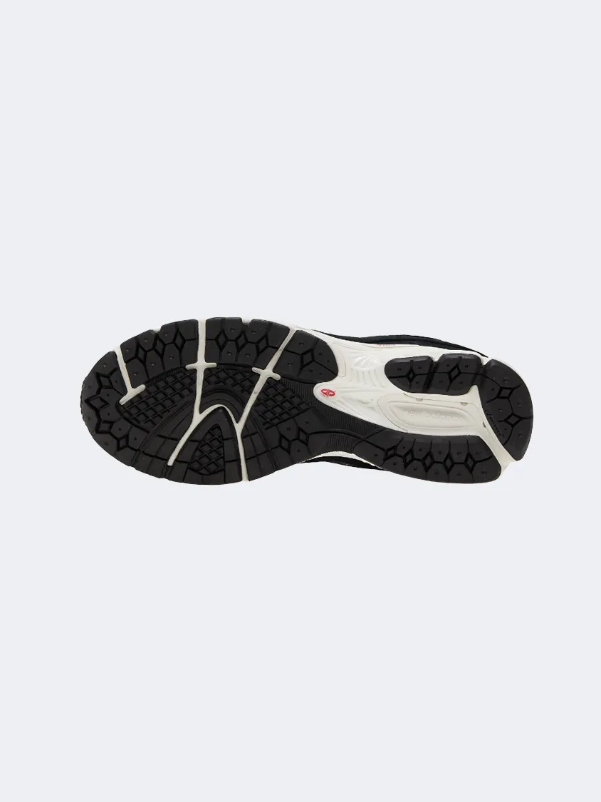 New Balance 2002 Unisex Lifestyle Shoes Black/Grey