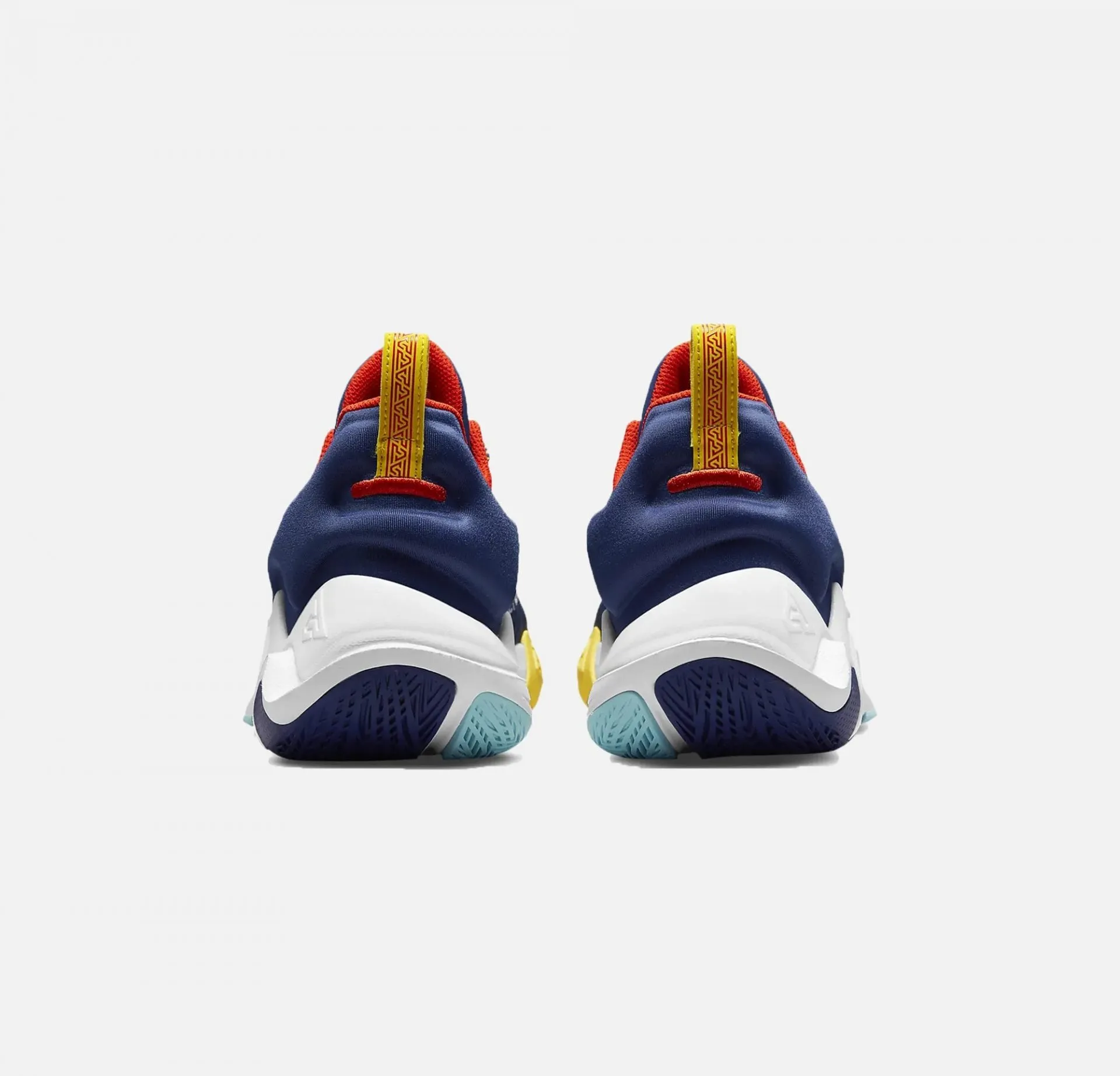 Nike | GIANNIS IMMORTALITY  { FORCE FIELD