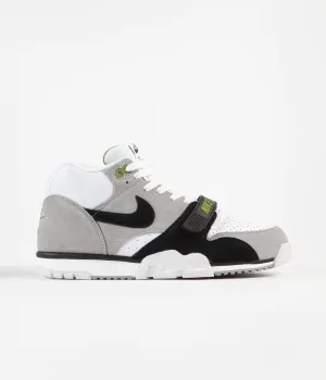 Nike SB Air Trainer I Orange Label Shoes - Medium Grey / Black - White - Chlorophyll