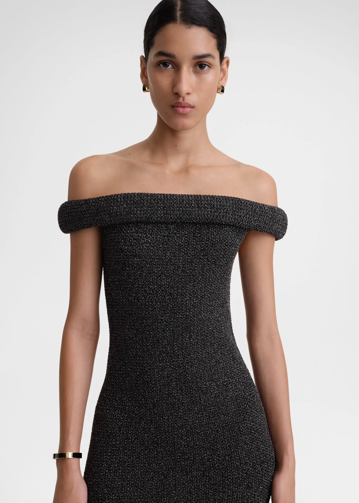 Off-shoulder roll knit dress black