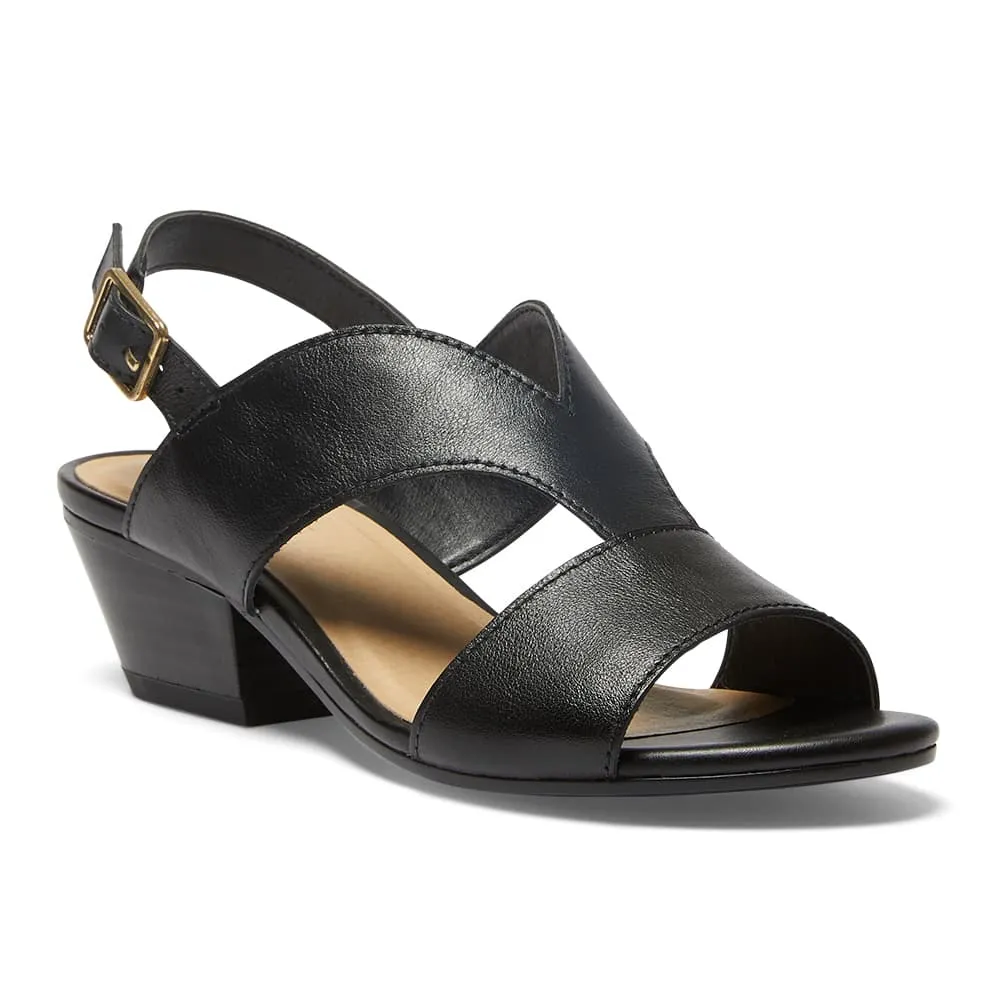 Valetta Heel in Black Leather